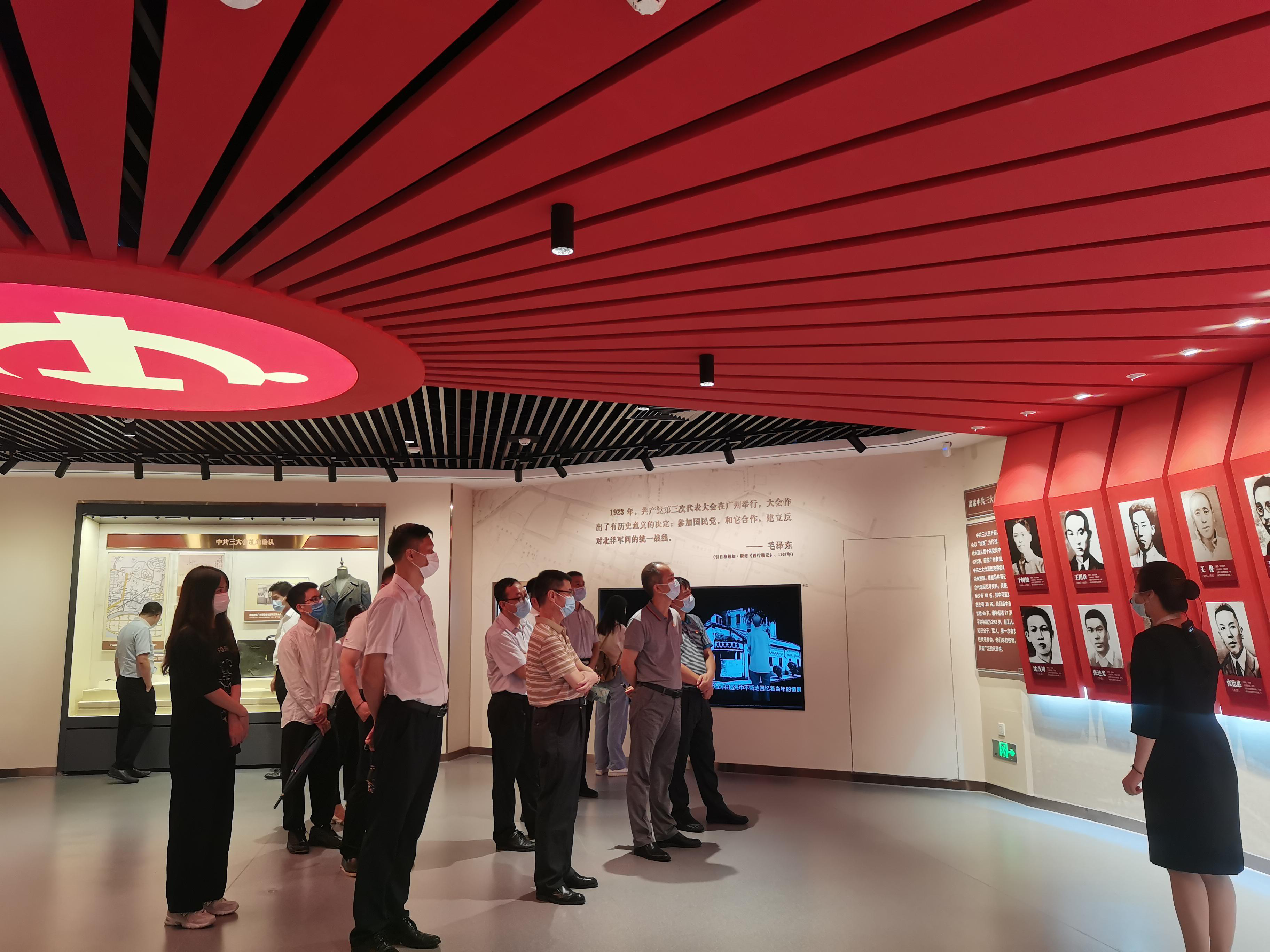 党建2.png 党建2.png